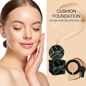 OETUIOW cushion texture swiped on skin showing lightweight finish and natural look