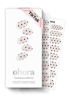 ohora front packaging showing N Polka Noir and included tools for quick manicures