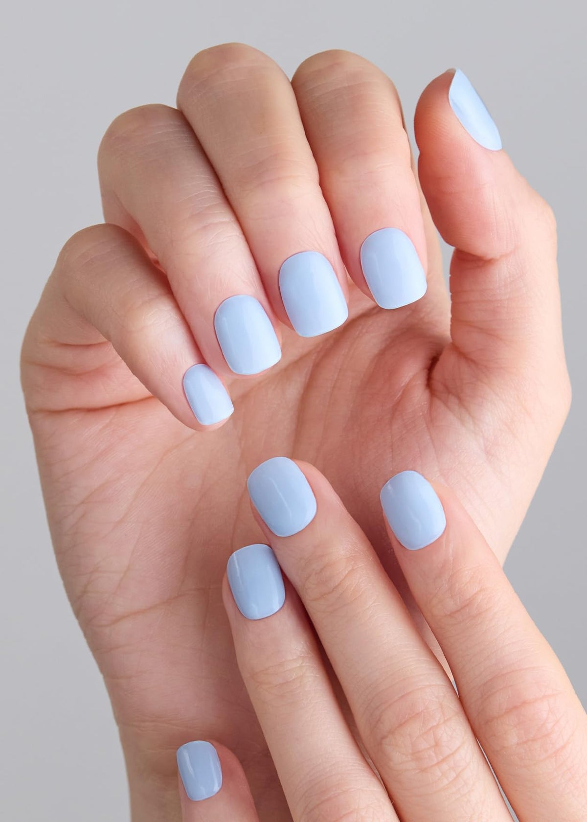 ohora close-up of gel strip texture showing smooth finish and easy shaping benefit