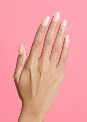 ohora close-up of gel strip texture highlighting smooth finish and easy shaping benefit