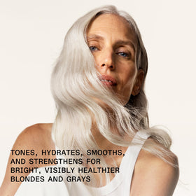Olaplex conditioner texture cream demonstrating richness and spreadability