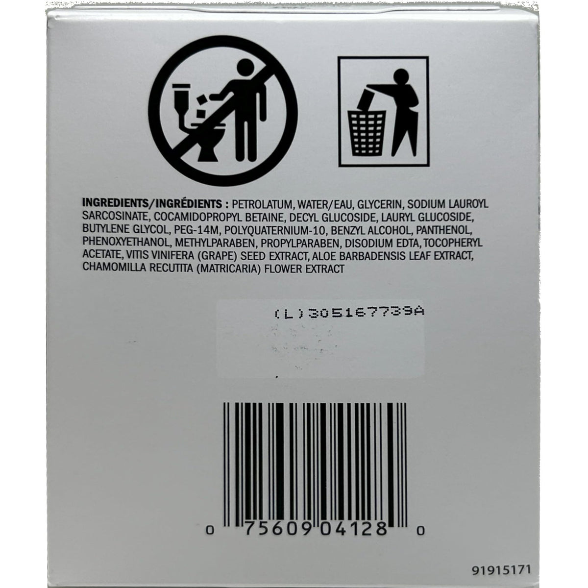 Olay cloth producing foam in hand for thorough cleansing