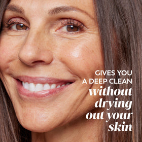 Olay label ingredient panel displaying hyaluronic acid and peptides benefits
