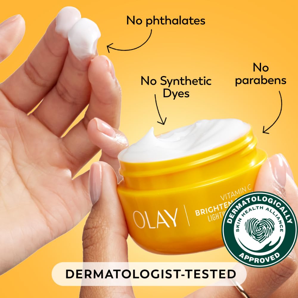 Olay moisturizer next to sunscreen in morning routine promoting daytime protection