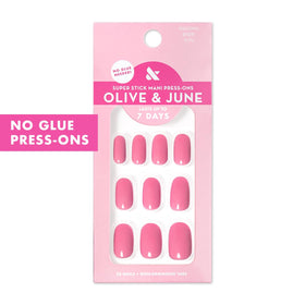 Olive & June array of 32 nails in 16 sizes showing fit options and realistic finish