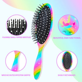 OlyPegic close-up of rubber bristle cushion highlighting gentle detangling benefit