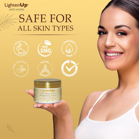 OMIC Lighten-Up creamy texture close-up shows smooth consistency and hydration