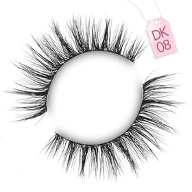 Onlyall lashes in evening makeup lifestyle scene creating lifted, camera-ready eyes