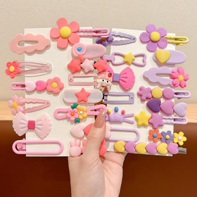 Ooosonlu hair clips styled in toddler hair, quick styling and secure hold