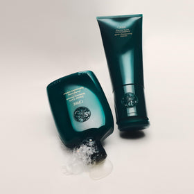 Oribe Eternal Curls shampoo with key ingredient visuals highlighting moisture delivery
