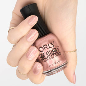 Orly label close-up highlighting product name and ingredient clarity benefit