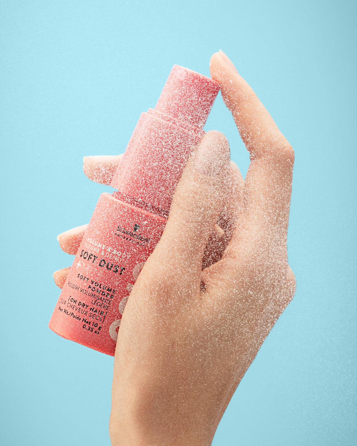 OSiS+ Soft Dust with coconut and sea salt highlighting nourishing ingredients