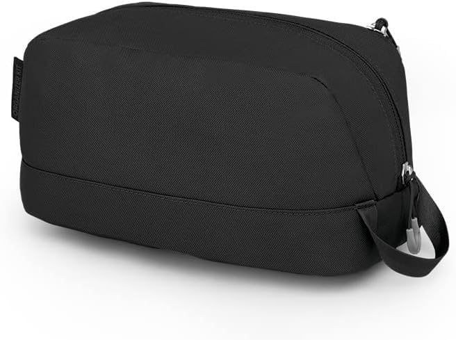 Osprey Daylite toiletry kit shown with packing cubes to demonstrate coordinated packing benefit
