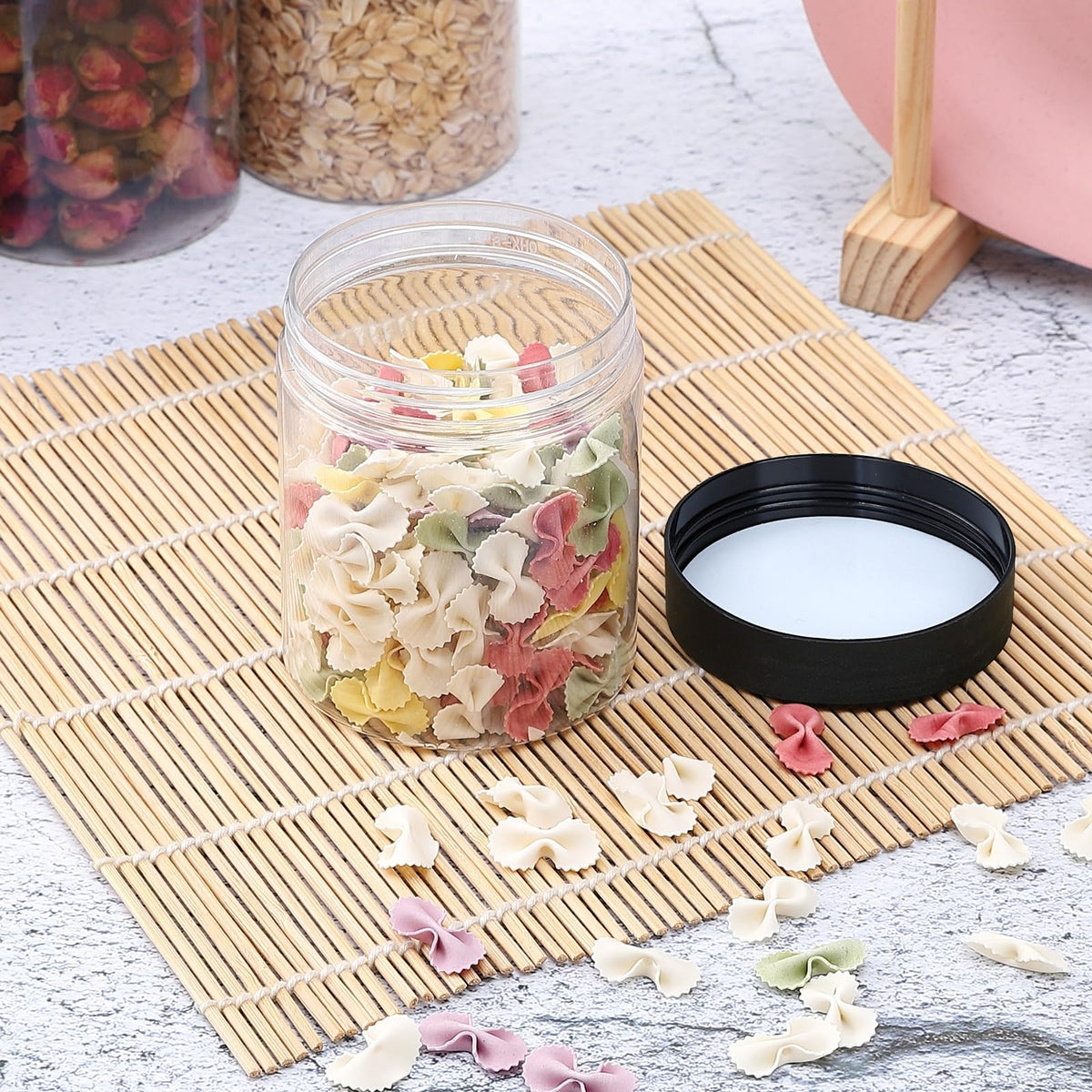 OUSHINAN jar in hand showing 8oz scale and portion control benefit