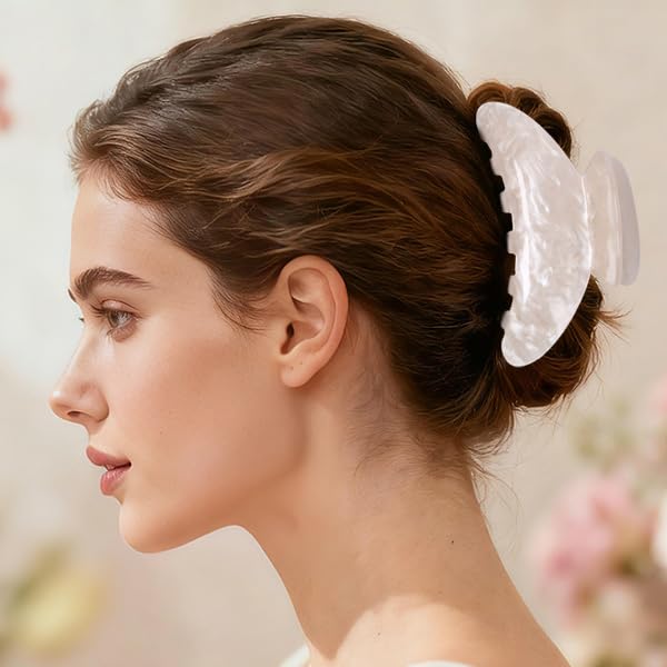 OWIIZI in hair ponytail styled for comfortable all-day wear