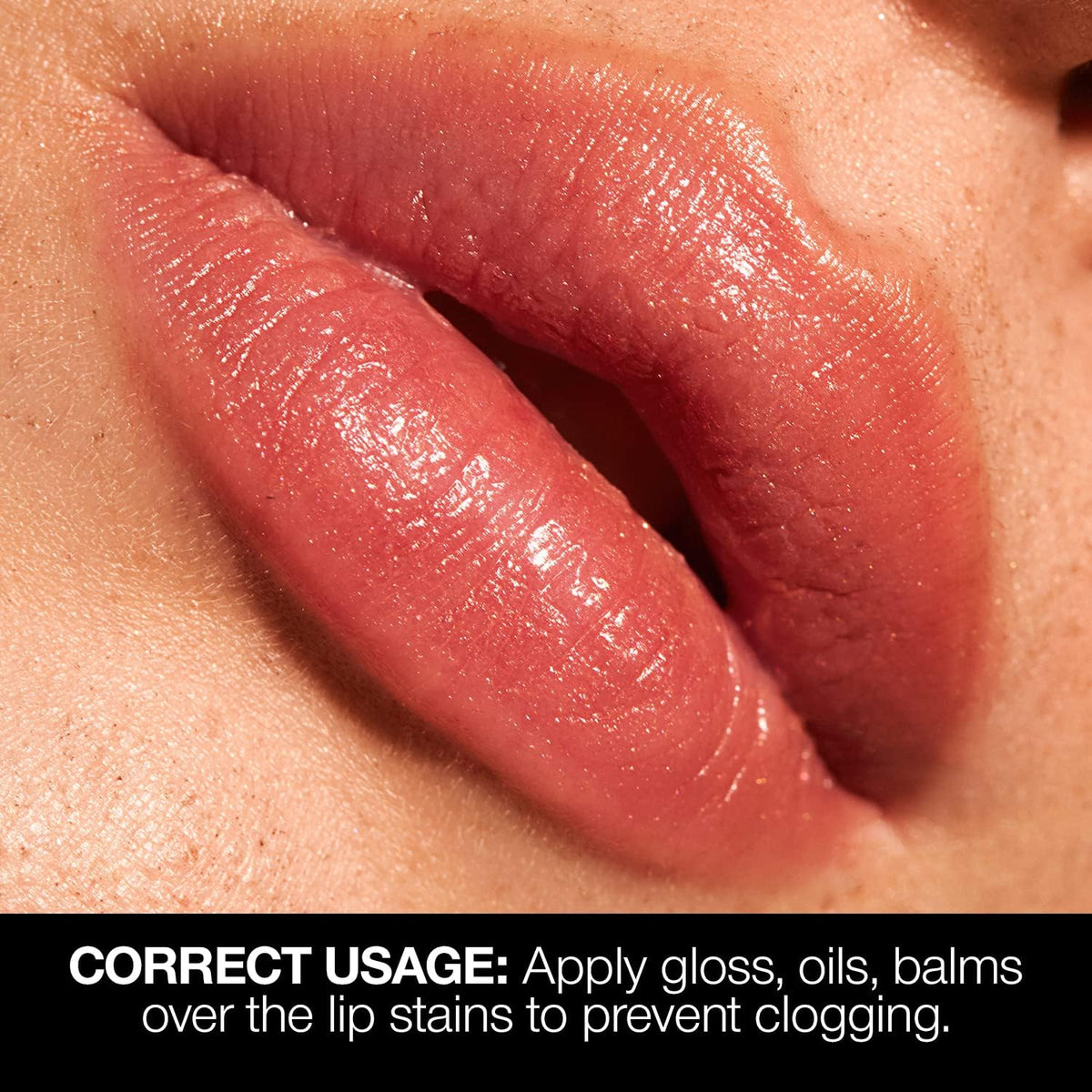 Palladio in a handbag lifestyle shot showing on-the-go convenience