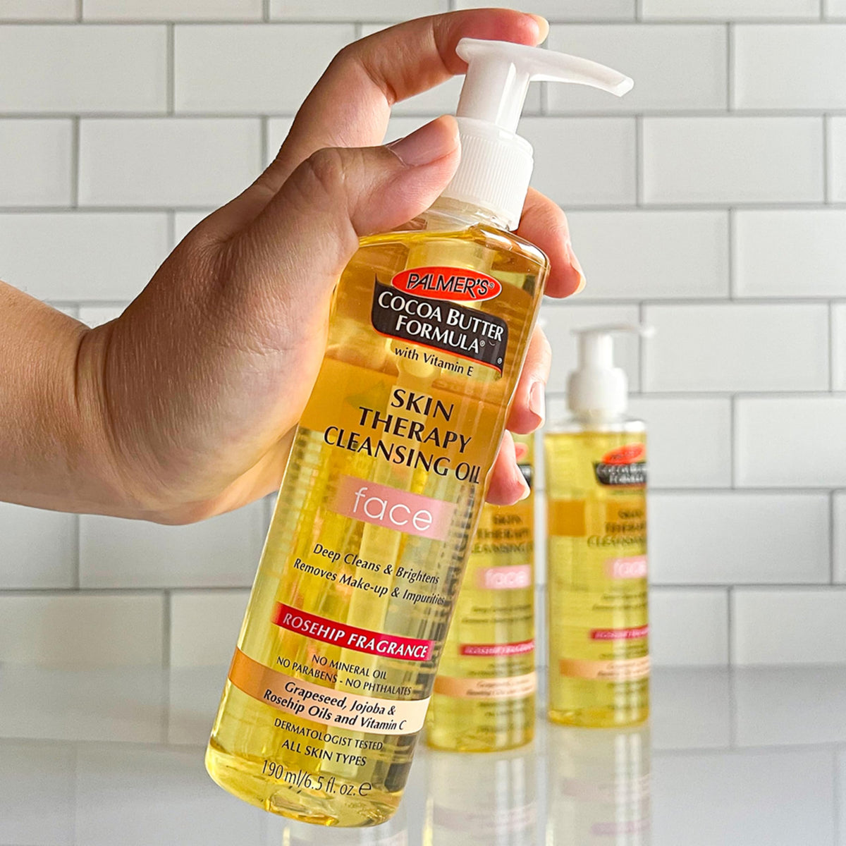 Palmer's cleansing oil texture drop demonstrating smooth emollient feel