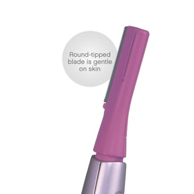 Panasonic hypoallergenic blade detail highlighting thin cutting edge for gentle trimming