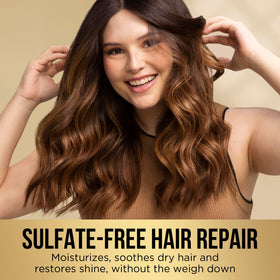 Pantene product texture on fingers highlighting lightweight hydration