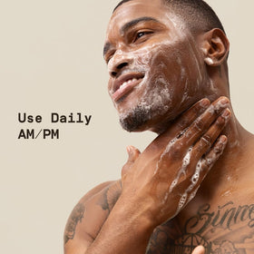 PAPATUI cleanser foamed on skin illustrating effective grease and dirt removal