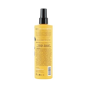 PATTERN in-use styling a 3b curl while refreshing definition and reducing frizz