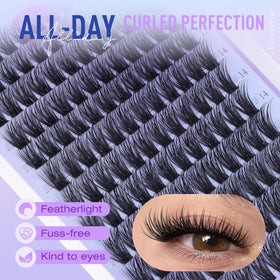 Pawotence wet-look silk fiber texture demonstrating glossy finish for lush-looking lashes