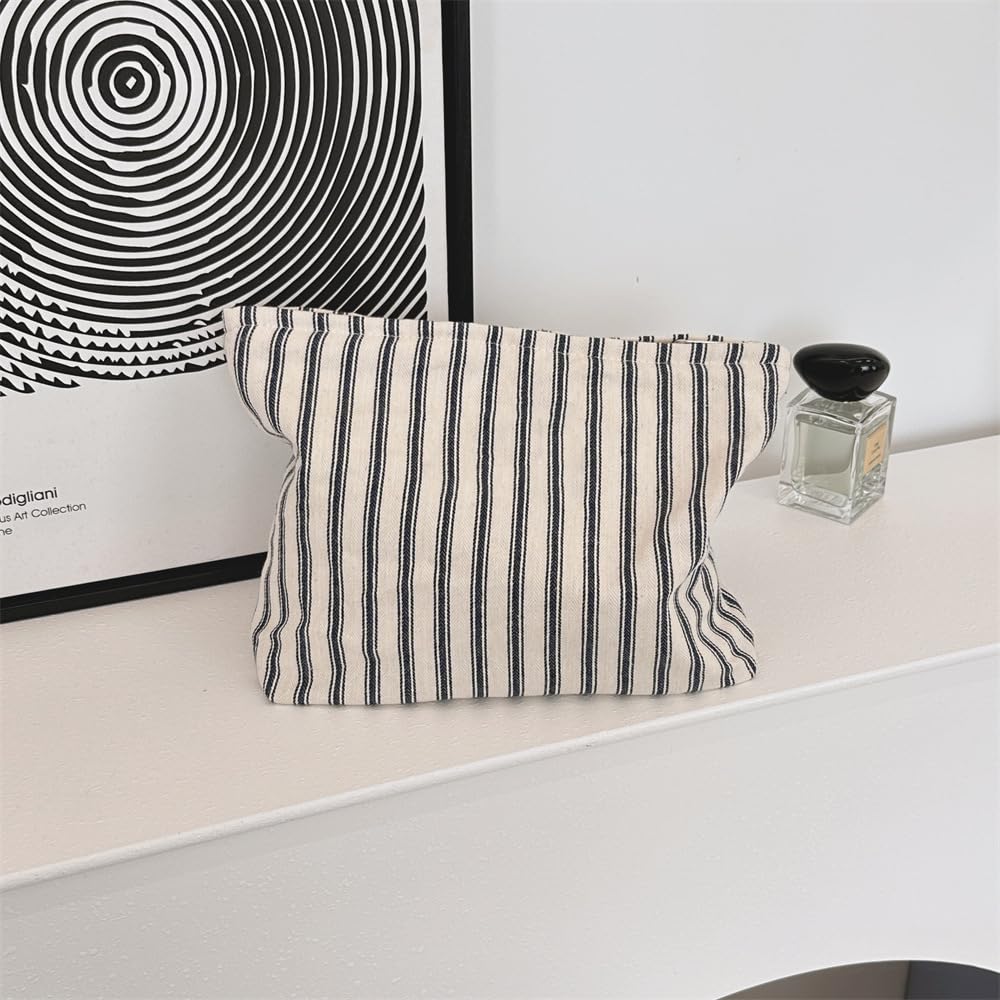 PAZIMIIK wide open pouch displaying organized access to contents