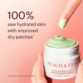 Peach & Lily matcha powder ingredient close-up showing antioxidants benefit: calming protection