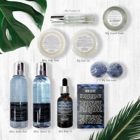 PEARLWORLD gift bag and card styled for immediate presentable gifting