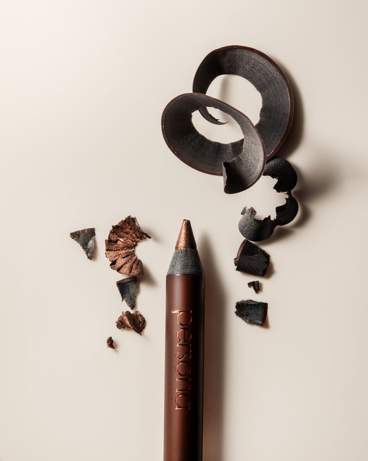 PERSONA eyeliner applied on lash line for bold defined eye look