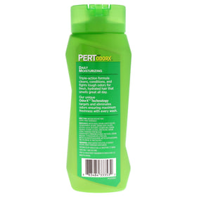Pert Plus lathering in wet hair demonstrating gentle cleansing and light conditioning