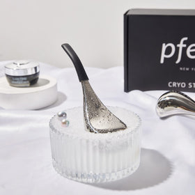 pfefe stainless-steel detail showing material grade and leak-resistant build