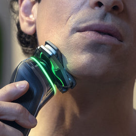 PHILIPS replacement head mounted on shaver handle demonstrating easy installation