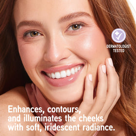 Physicians Formula close-up of multi-reflective pearls adding subtle radiance to cheeks