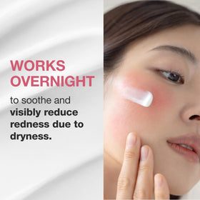 PHYSIOGEL applied on hand to show quick-soothing and absorption