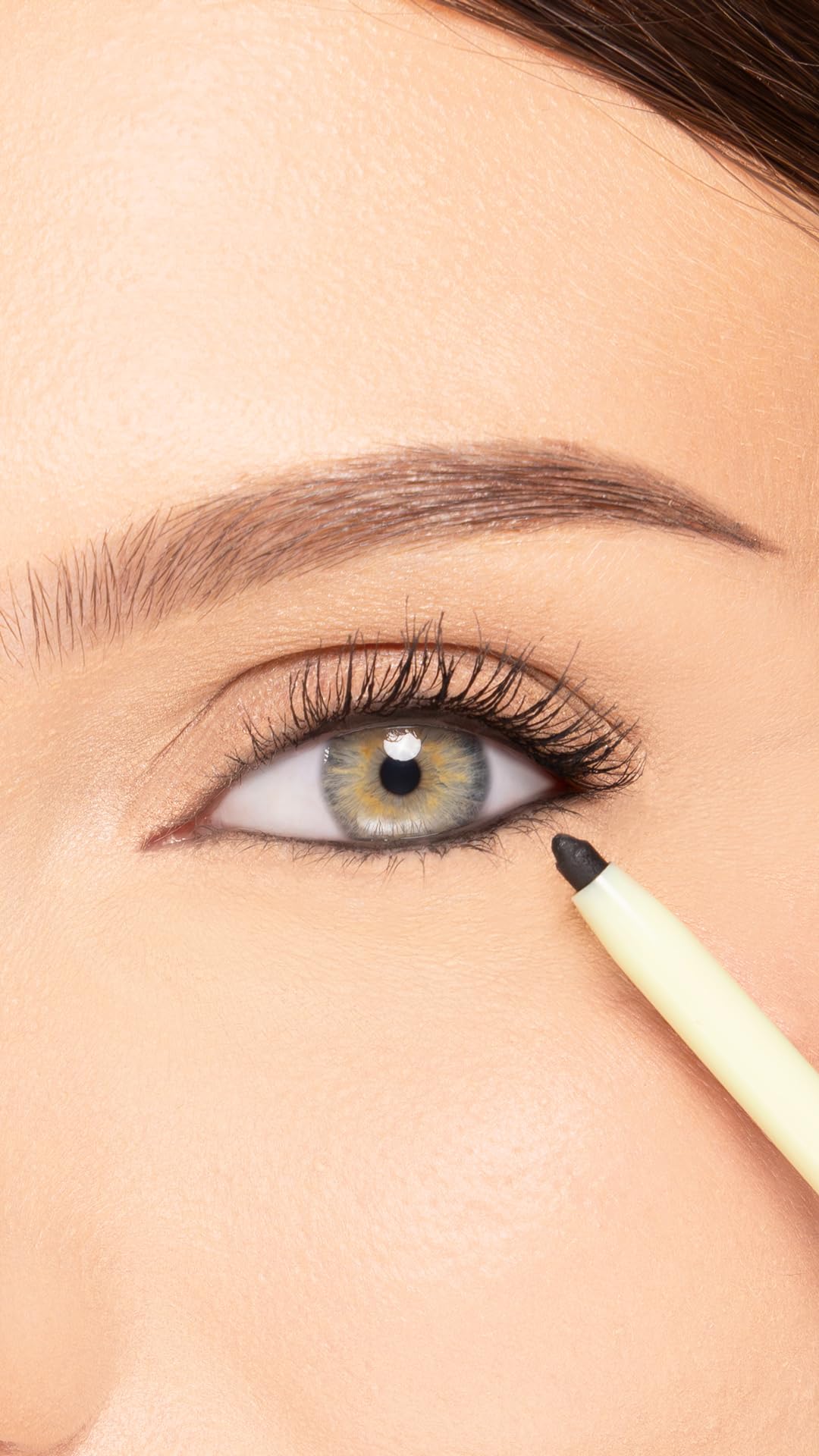 Pixi retractable ultra-fine tip close-up demonstrating precision for tightlining