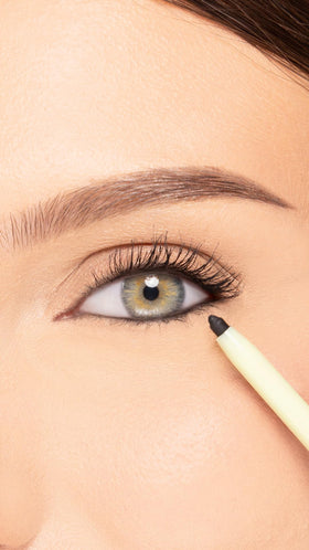 Pixi retractable ultra-fine tip close-up demonstrating precision for tightlining
