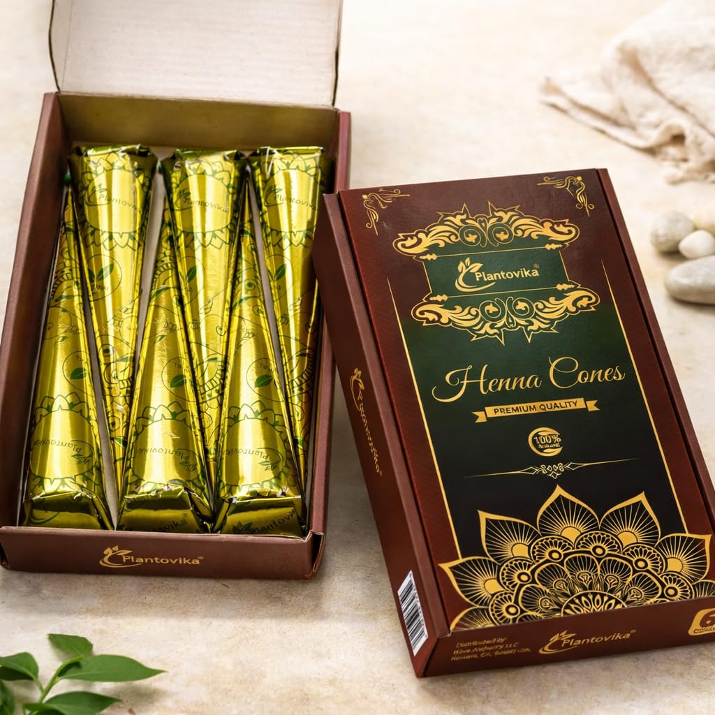 Plantovika henna paste close-up texture, smooth triple-sifted paste ensuring easy, tangle-free application