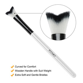 POCMKO close-up of thin synthetic bristles highlighting soft texture and gentle cleaning