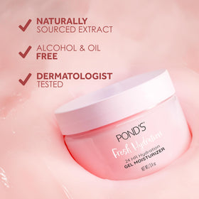POND’S open jar top view displaying smooth watermelon gel, easy absorption