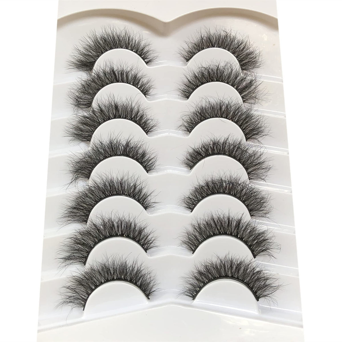 Pooplunch close-up of ultra-fine fibers highlighting soft texture benefit