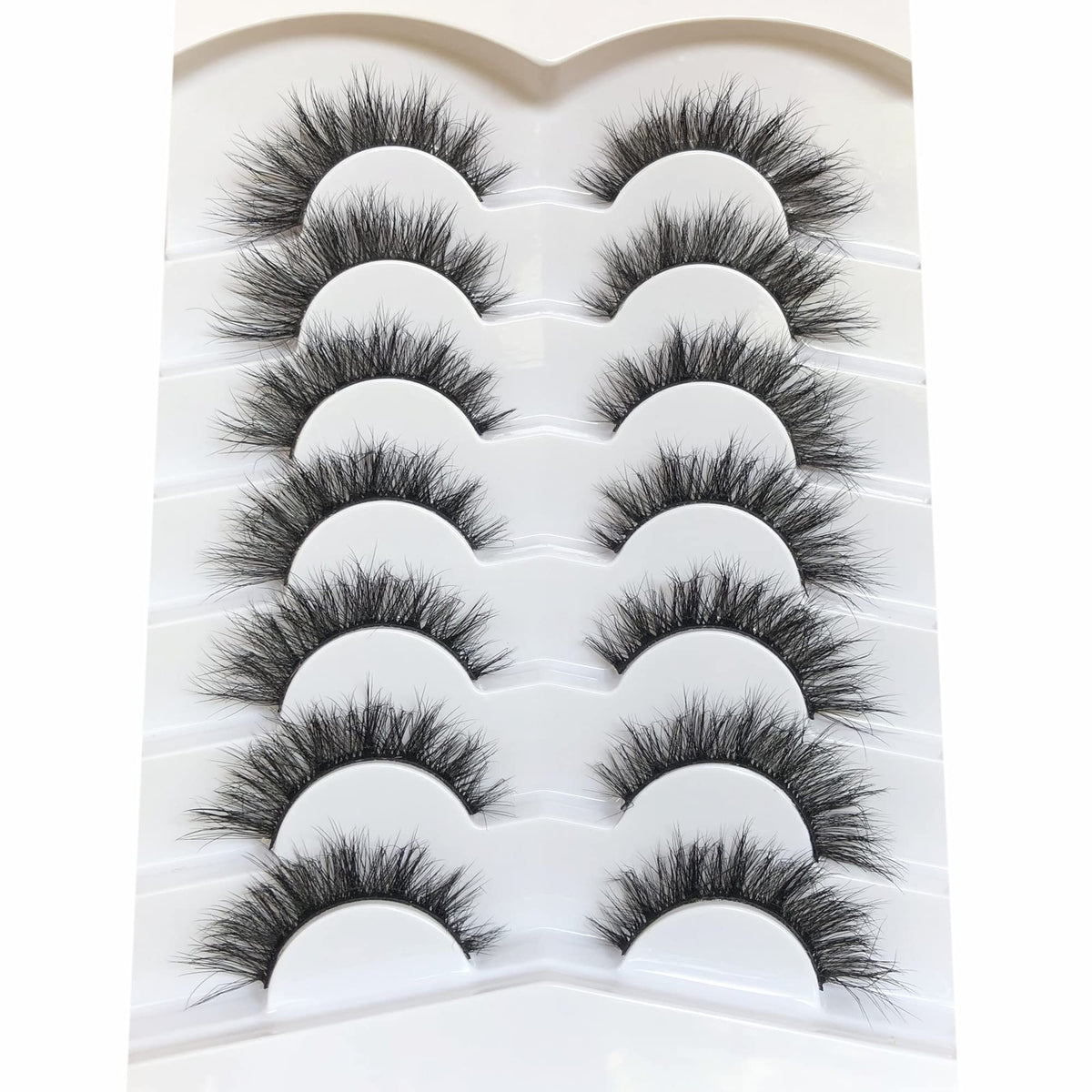 Pooplunch close-up of synthetic fiber texture highlighting lightweight softness