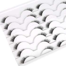 Pooplunch evening lifestyle look enhancing eyes for night out
