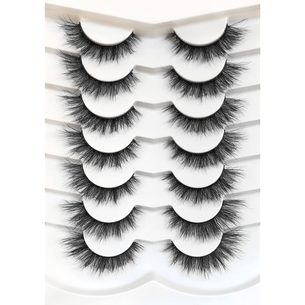 Pooplunch front packaging showing 7-pair lash set and product benefits