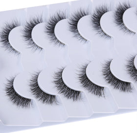 Pooplunch storage tray protecting lashes between uses