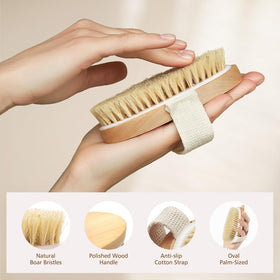 POPCHOSE close-up of natural boar bristles demonstrating firm exfoliation and texture refinement