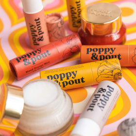 Poppy & Pout label detail highlighting ingredients and cruelty-free badge
