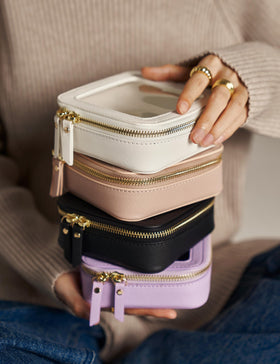 Popvibe in purse lifestyle shot showing neat storage while commuting