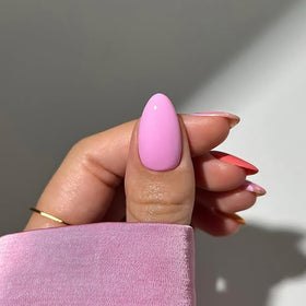 Posyofet on wearer hand demonstrating natural look and instant polish benefit