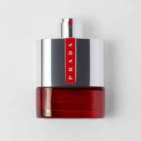Prada Luna Rossa Sport spray action illustrating fine mist for precise application